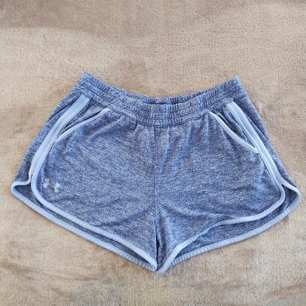 Under Armour Women's Loose Heatgear Shorts Size Small